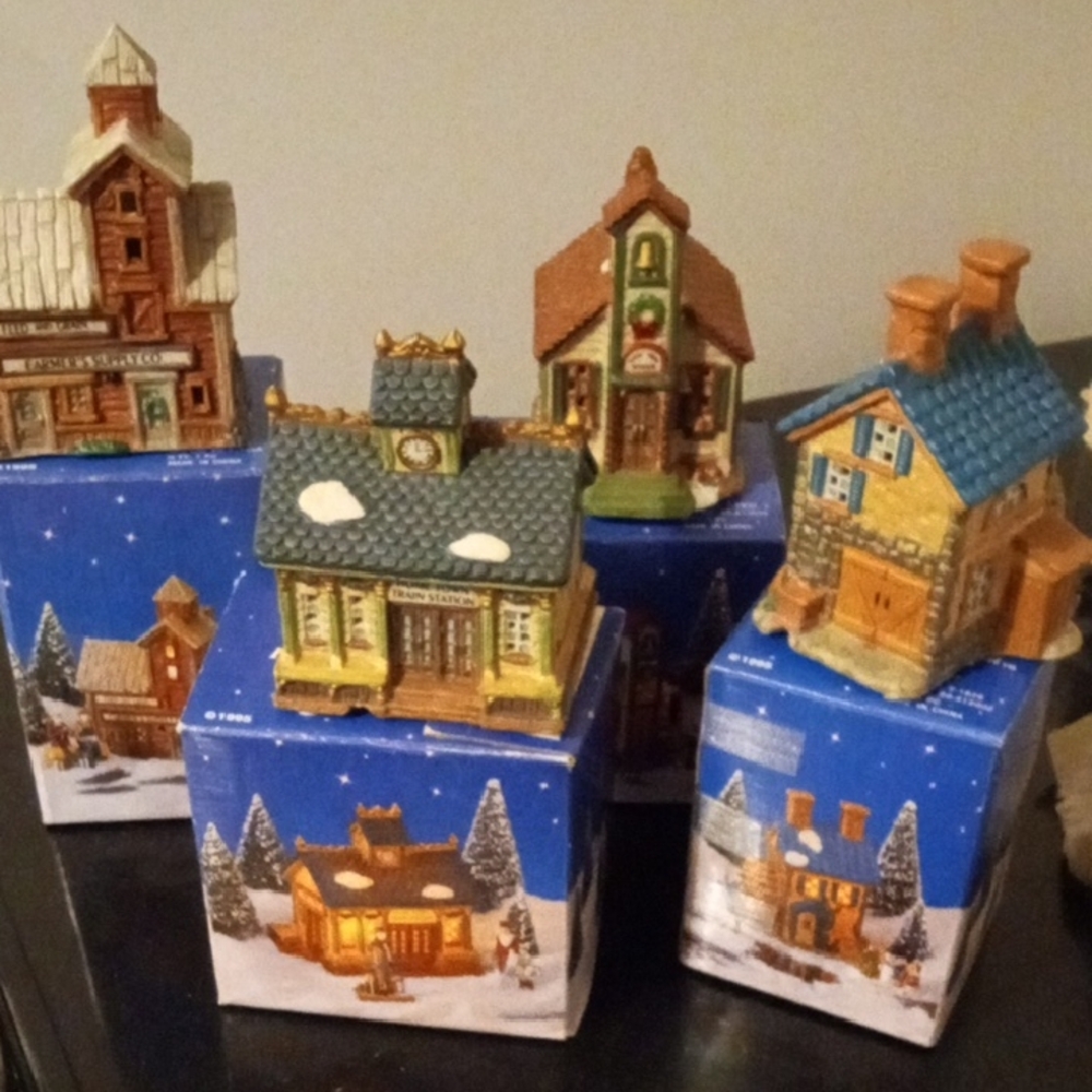 Vintage Home Town America